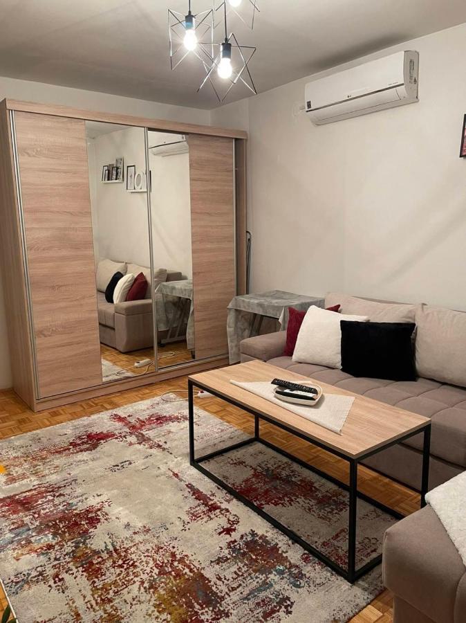 Feel Like Home Sarajevo Exterior photo